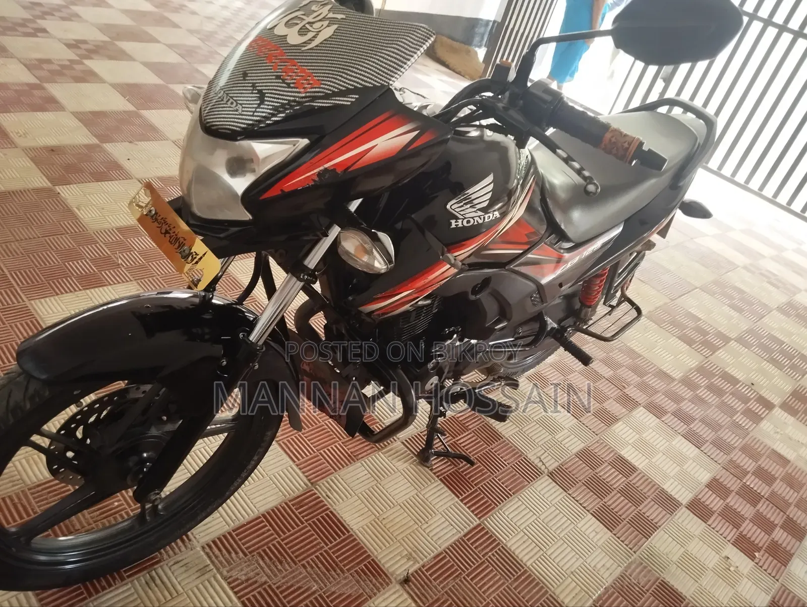 Honda CB 2019 Red