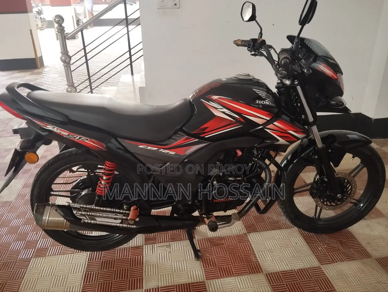 Honda CB 2019 Red