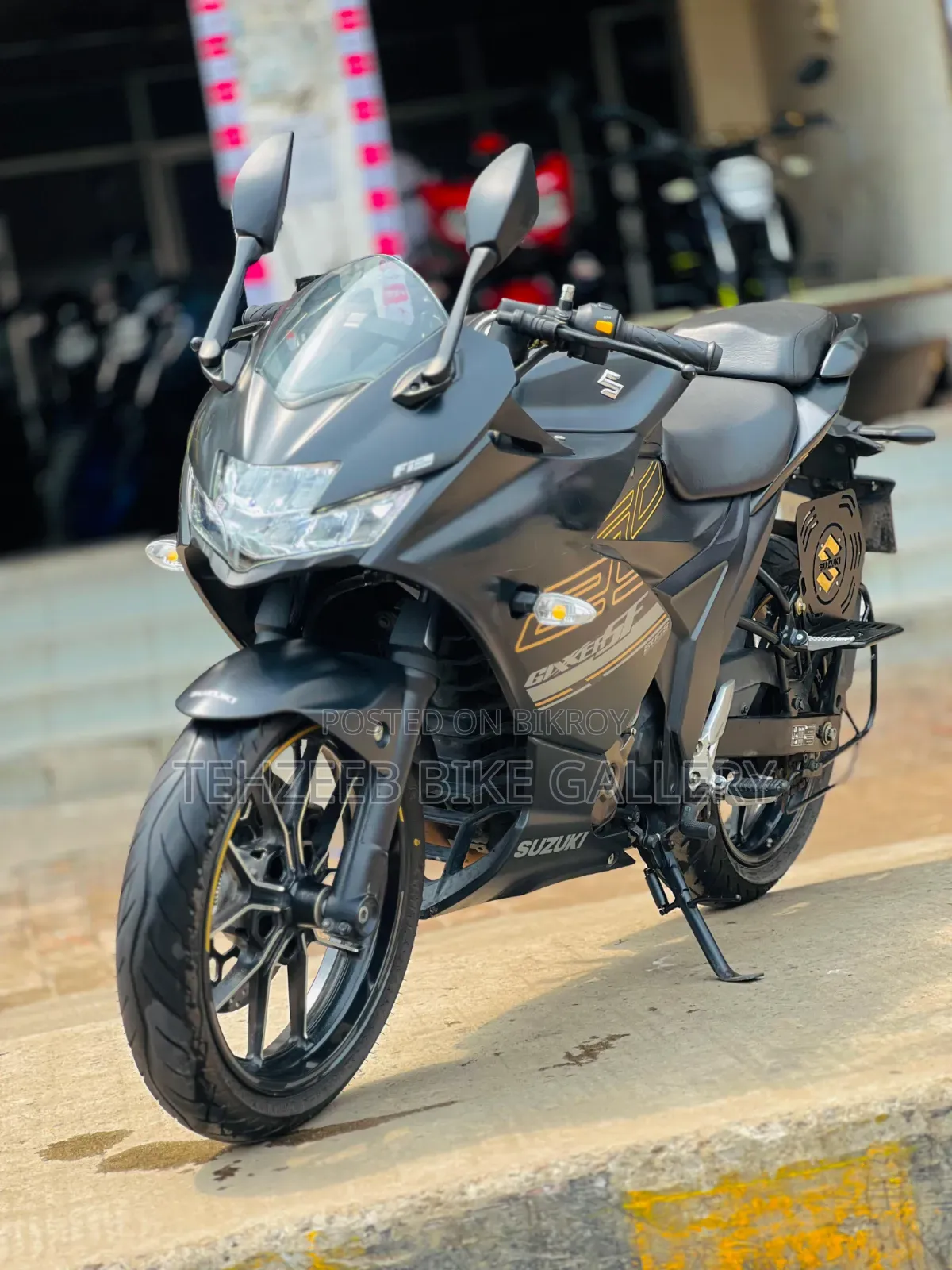New Suzuki Gixxer SF 2025 Black