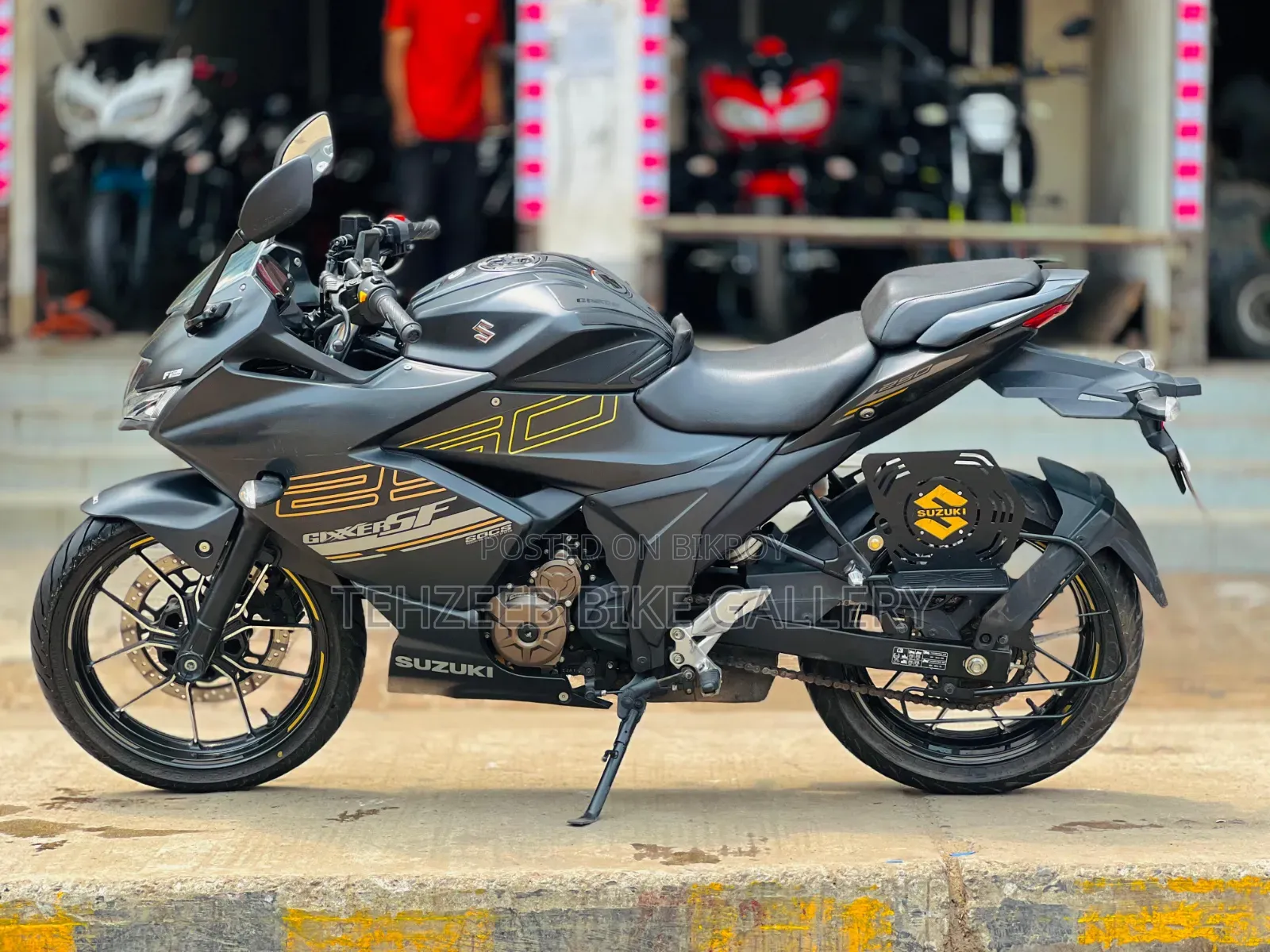 New Suzuki Gixxer SF 2025 Black