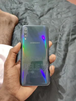 New Samsung Galaxy A50 128 GB Blue