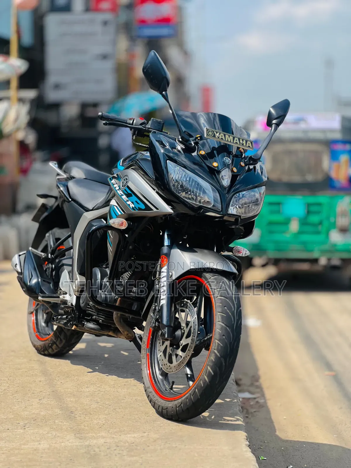 Yamaha 2019 Black