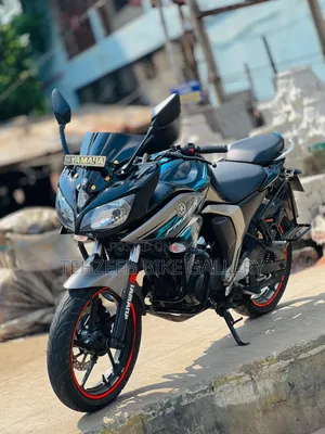 Yamaha 2019 Black