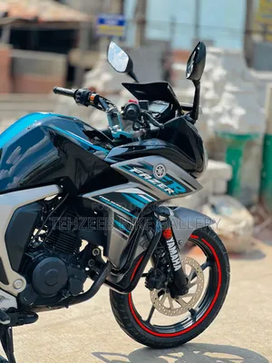 Yamaha 2019 Black