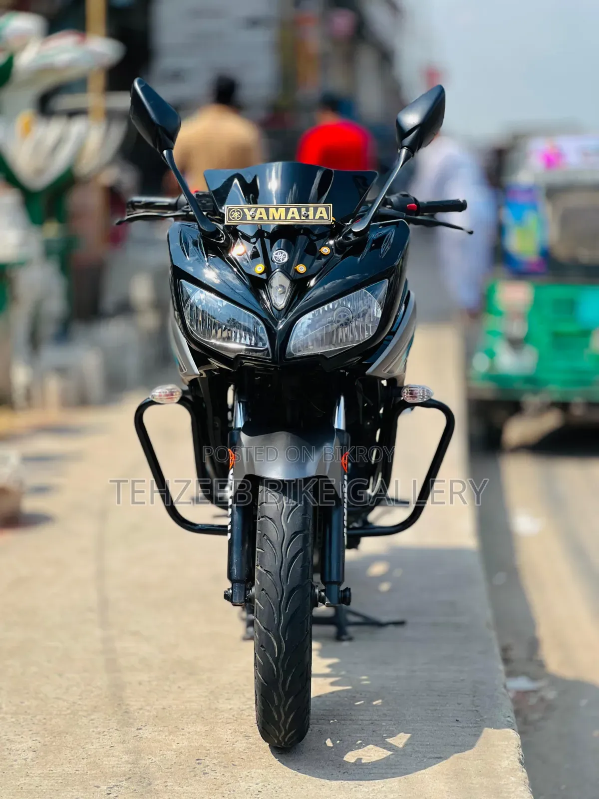 Yamaha 2019 Black