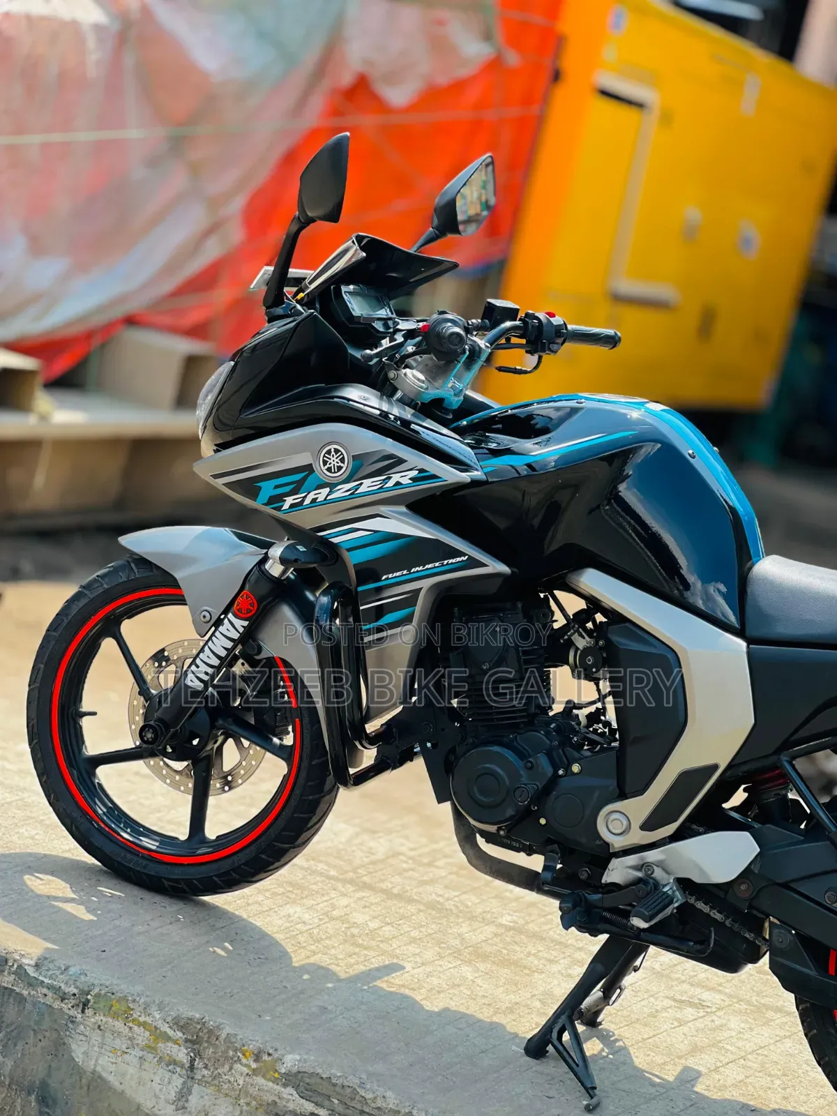 Yamaha 2019 Black