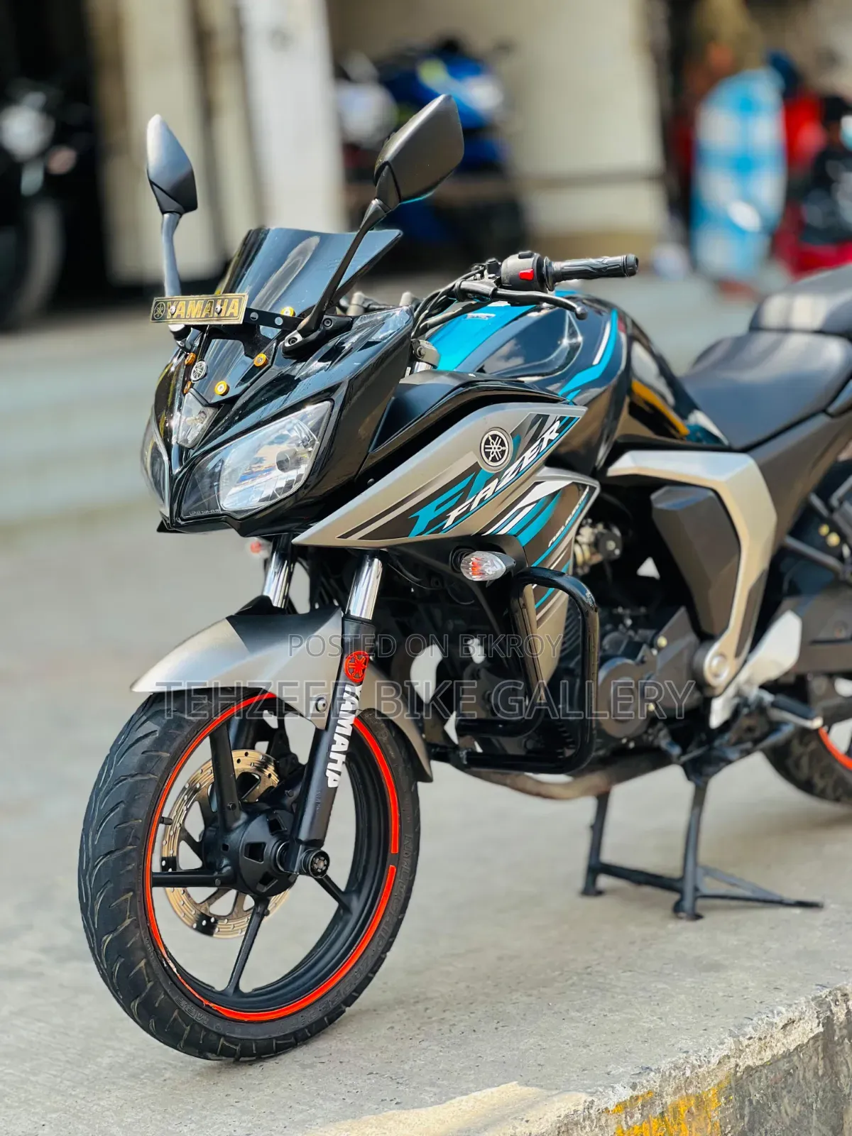 Yamaha 2019 Black