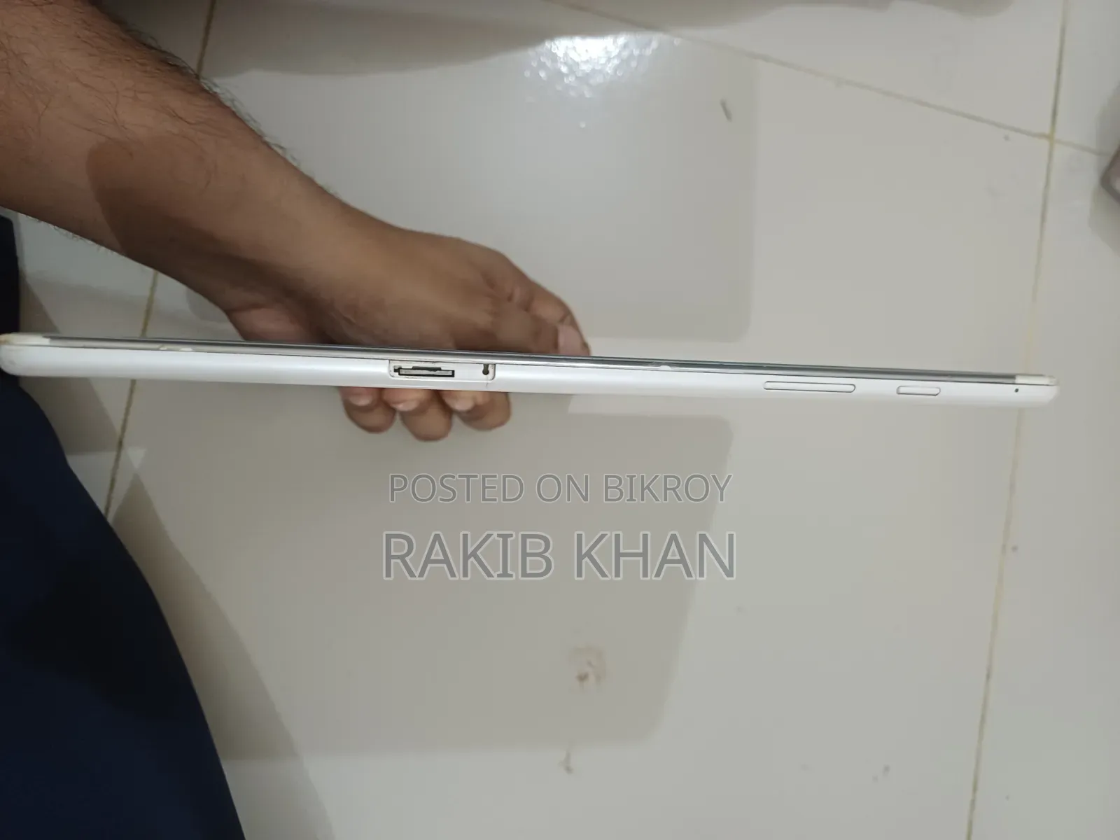 স্যামসাং গ্যালাক্সি ট্যাব এ ৯.৭ ১৬ জিবি সাদা