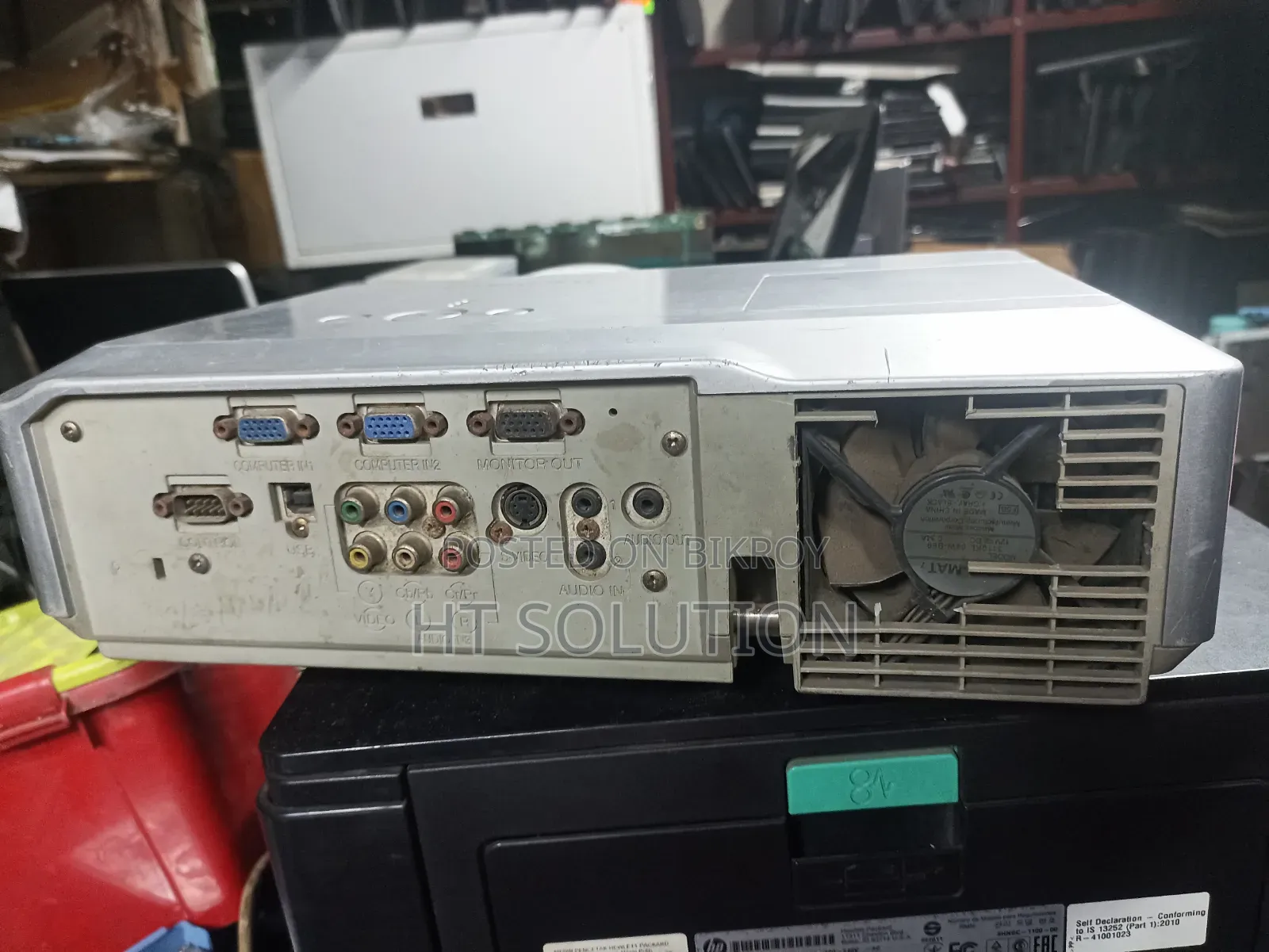 Hitachi Cp-X301 LCD Projector for Sale | World Cup Offer