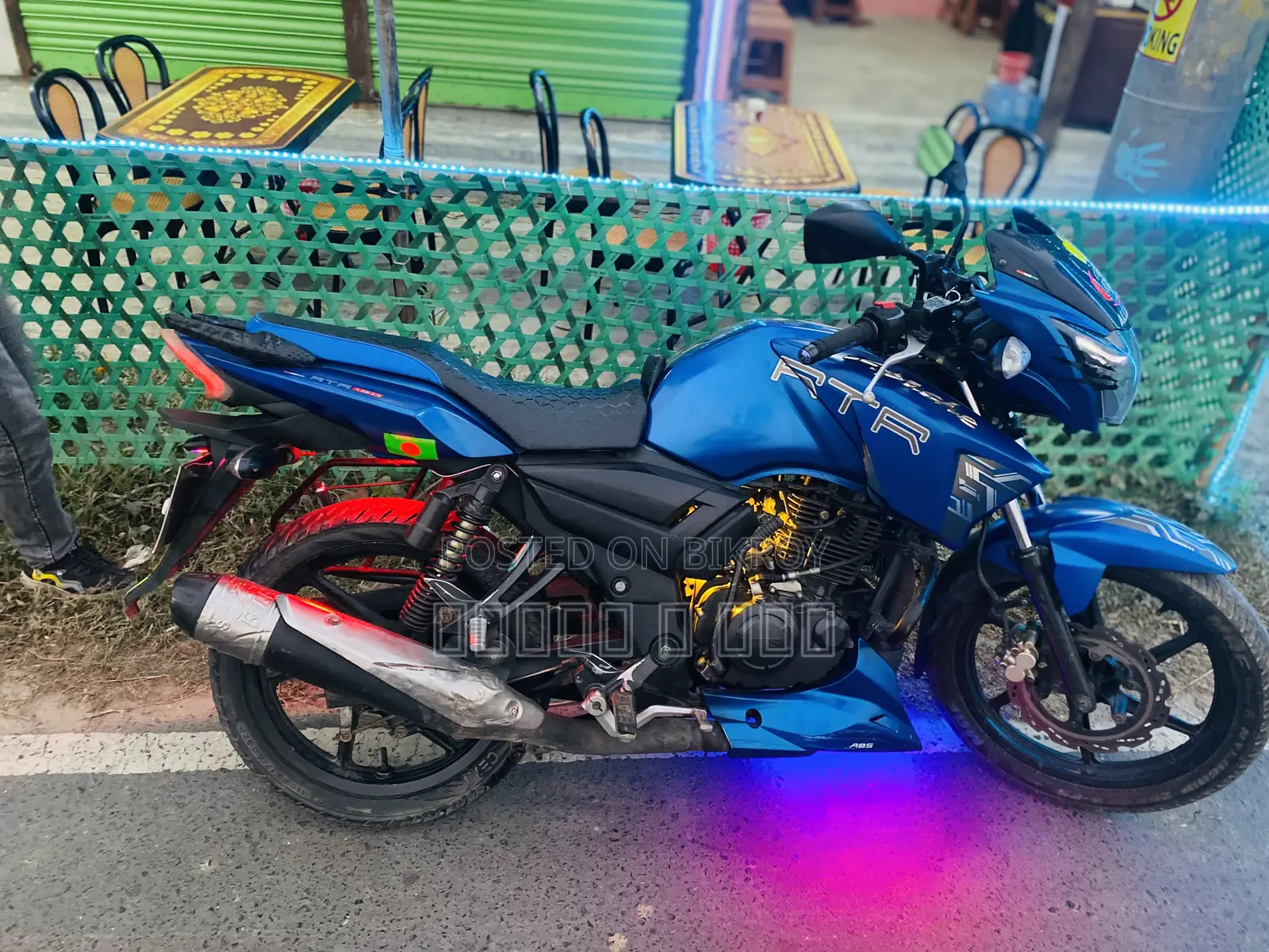 TVS Apache RTR 160 2V 2017 Blue