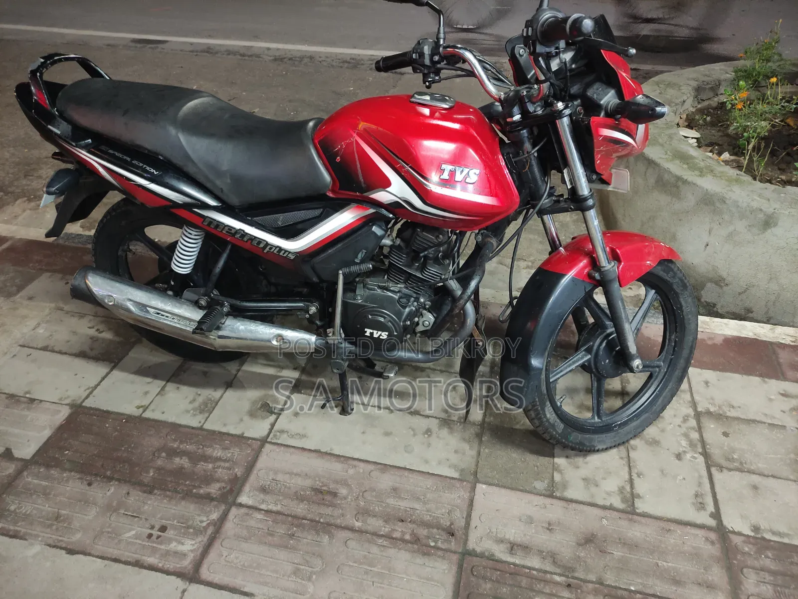 TVS Metro Plus 2019 Red