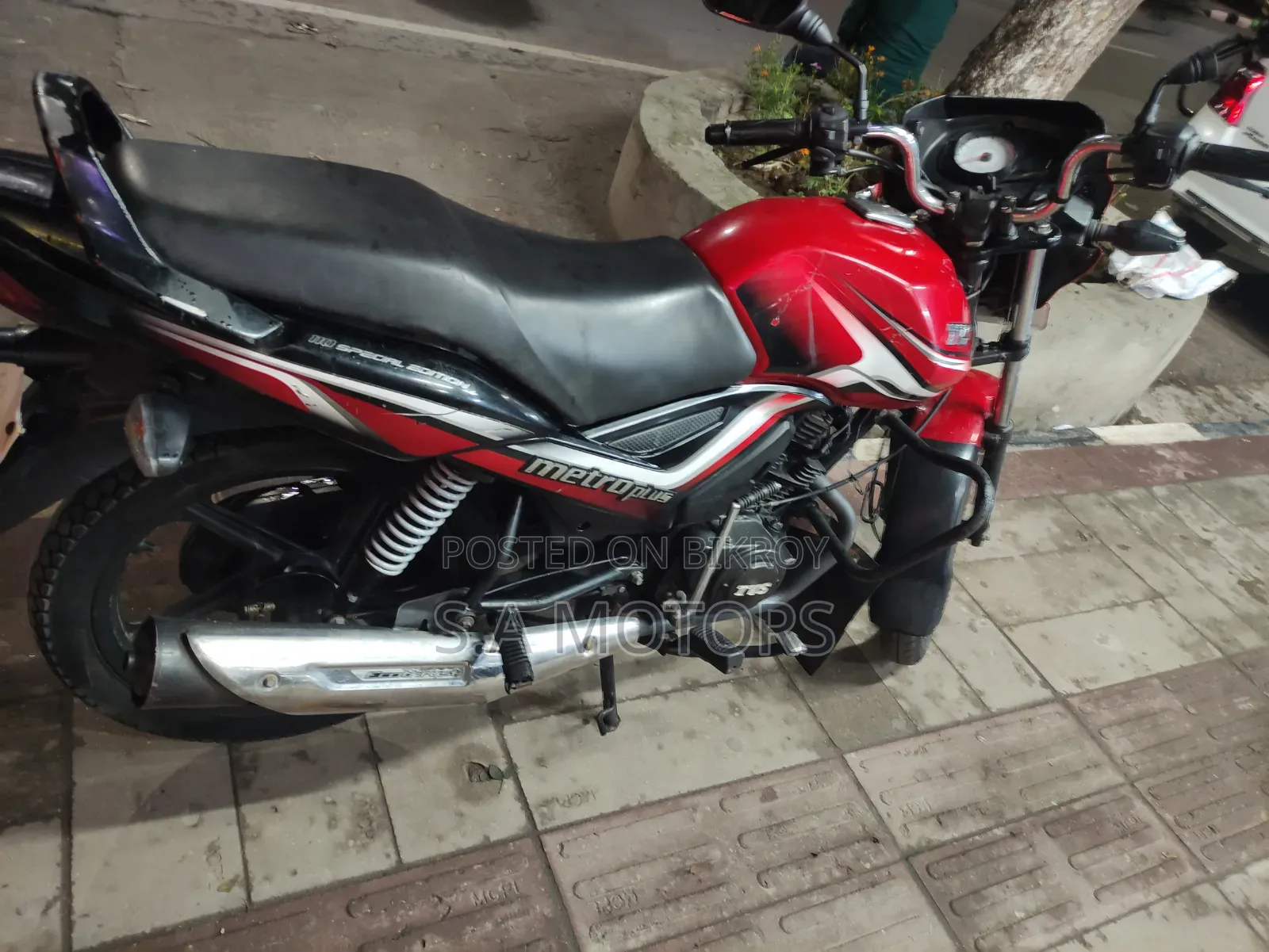 TVS Metro Plus 2019 Red