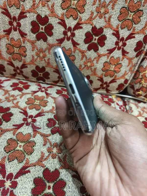 টেকনো ক্যামন ৪০ প্রো ৪জি ২৫৬ জিবি গ্রিন