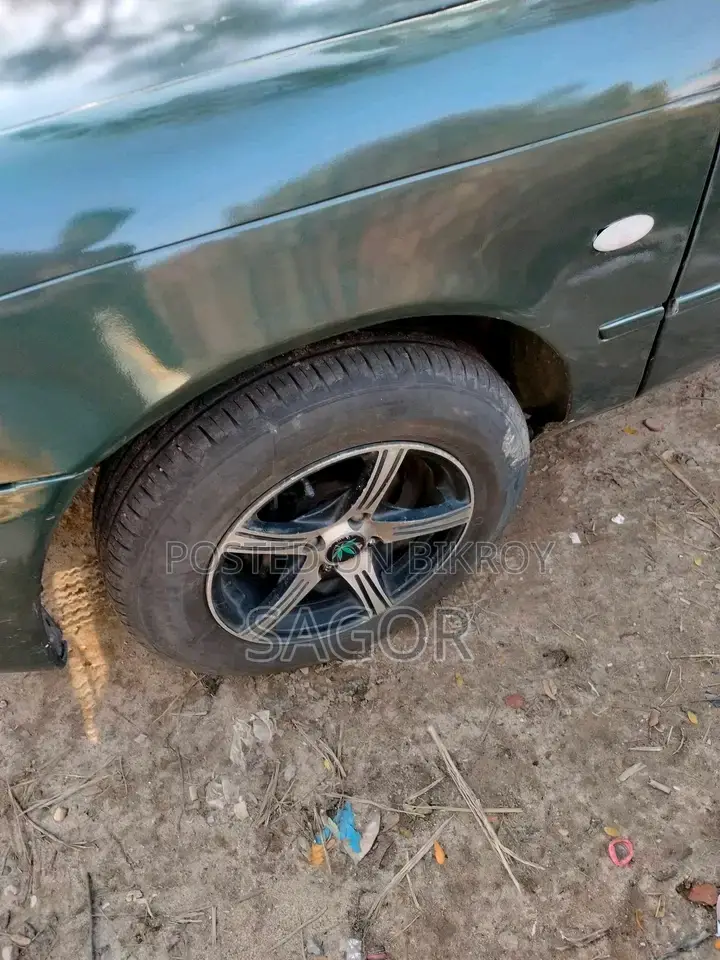 Toyota Corolla LE 2026 Green