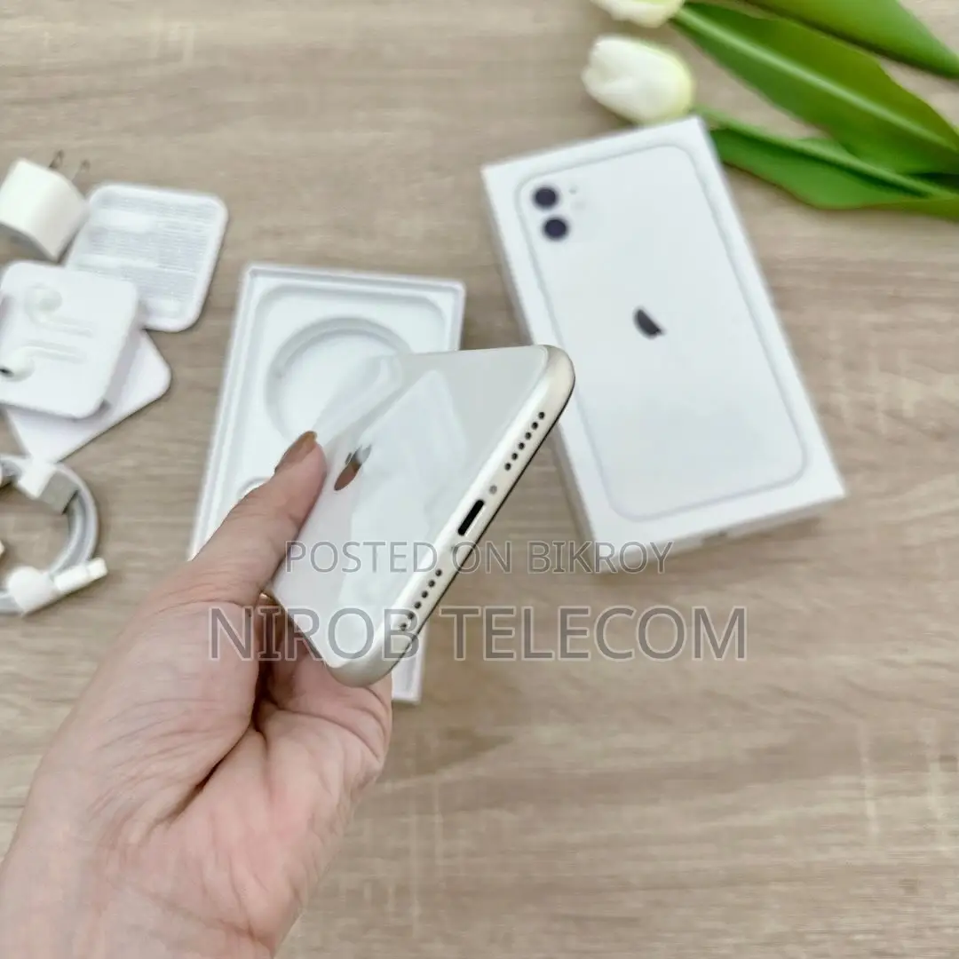 Apple iPhone 11 128 GB White