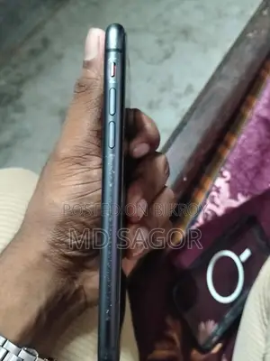 Apple iPhone 11 64 GB Black