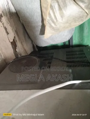 Must be received from Atabasa, this is an original Singer TV, delivery is not provided