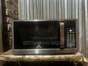 Walton 30L Convection Oven - Used 4 Months
