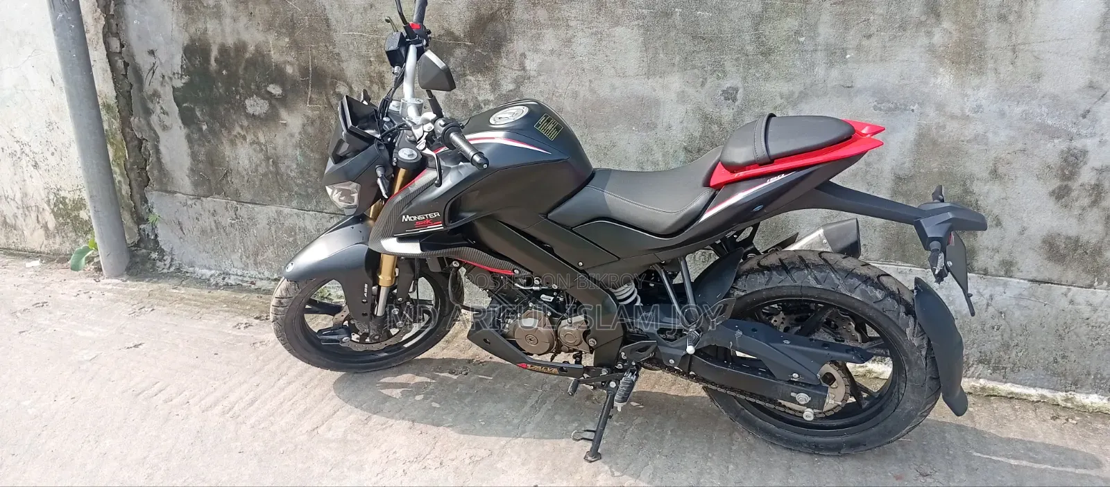 কিউজে মোটর মনস্টার এসআরকে ১৮০ ২০২৬ ব্ল্যাক