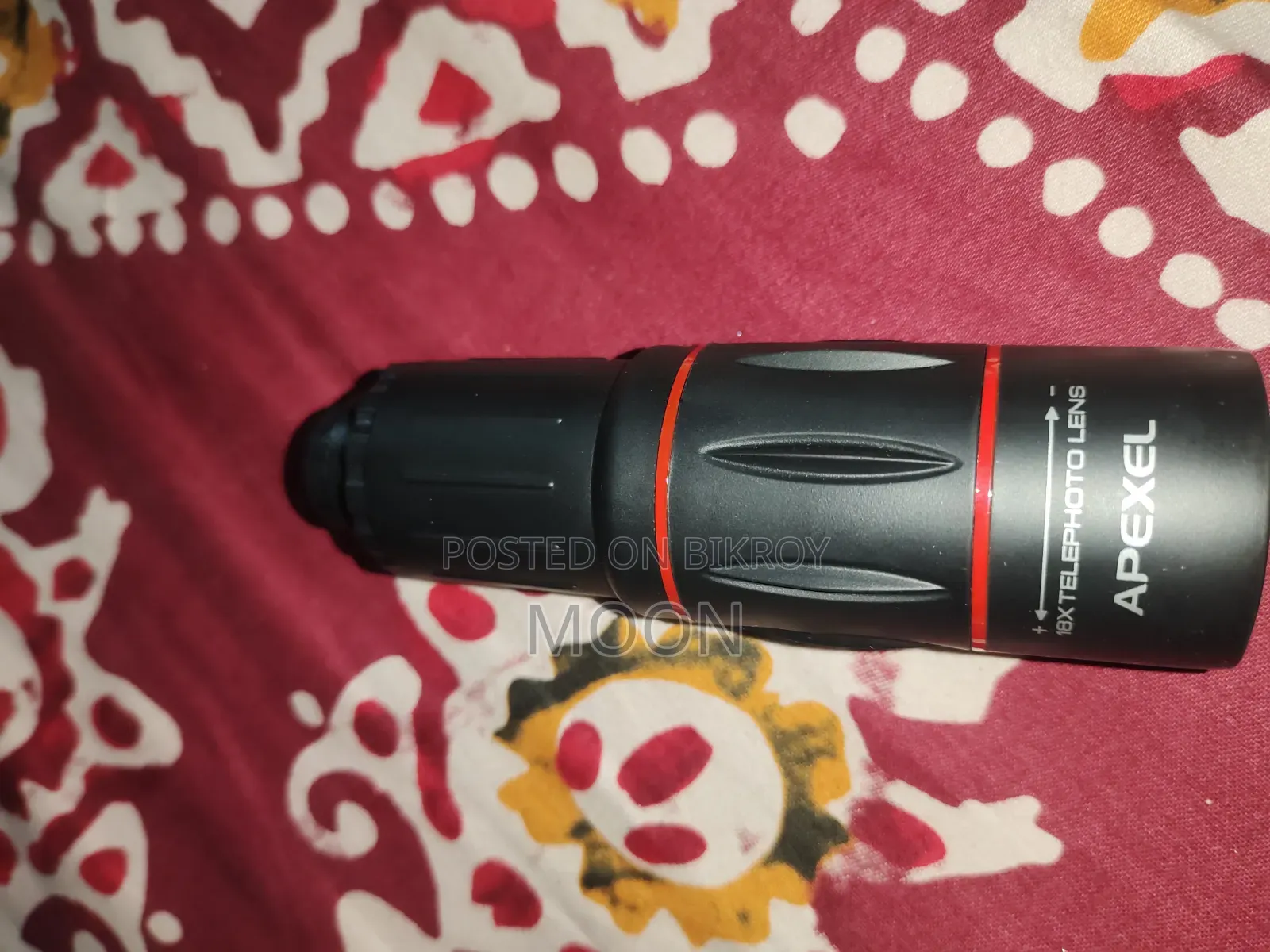 Apexel 18× Zoom Telephoto Lens