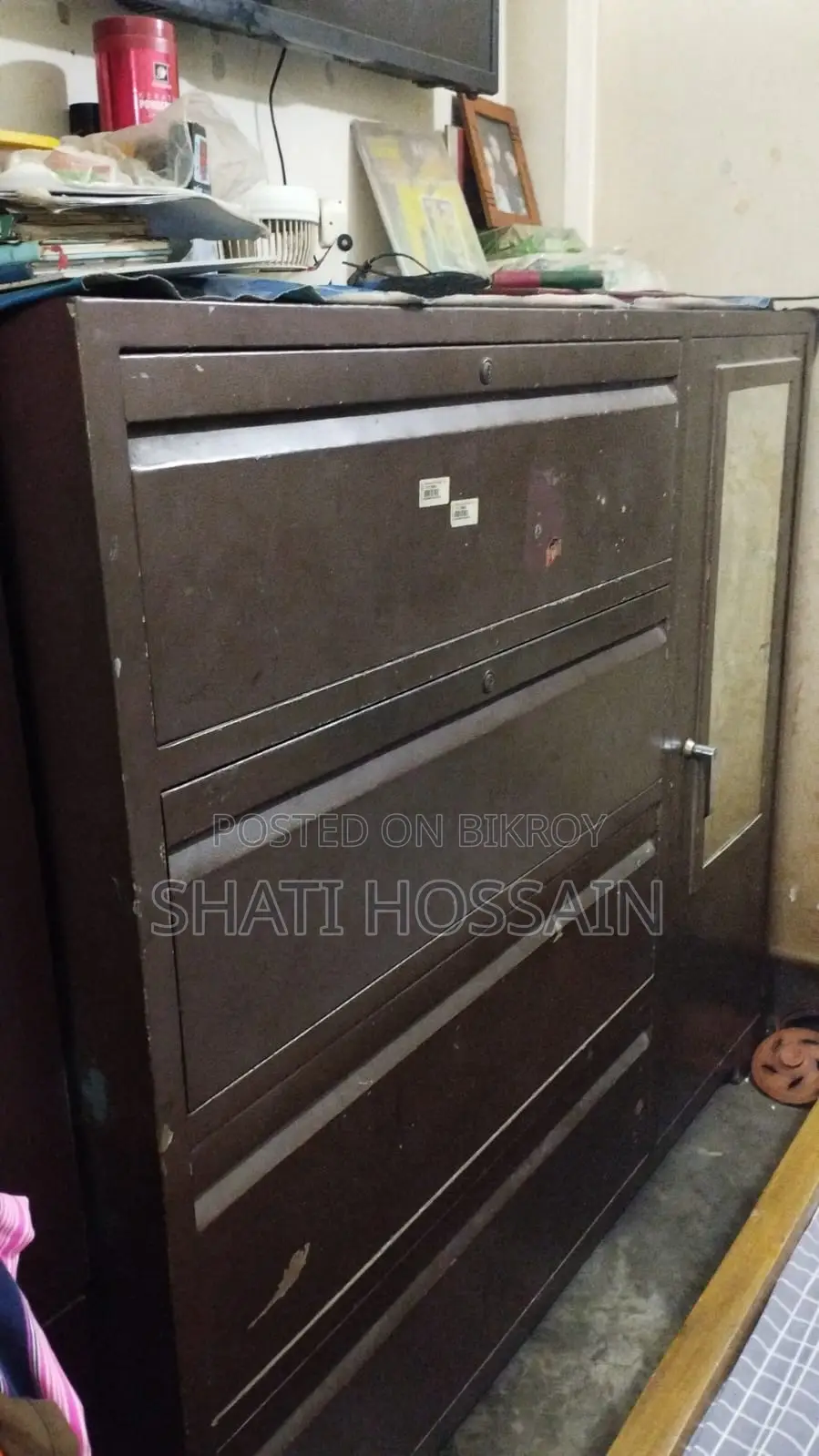 Iron Wardrobe (Used)