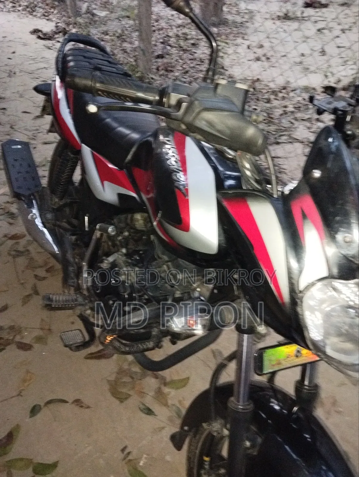 Bajaj Discover 125 2022 Black