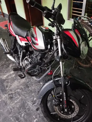 Bajaj Discover 125 2022 Black