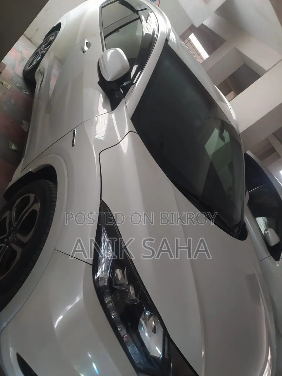 Honda Vezel 1.5 Hybrid 4WD 2016 Pearl