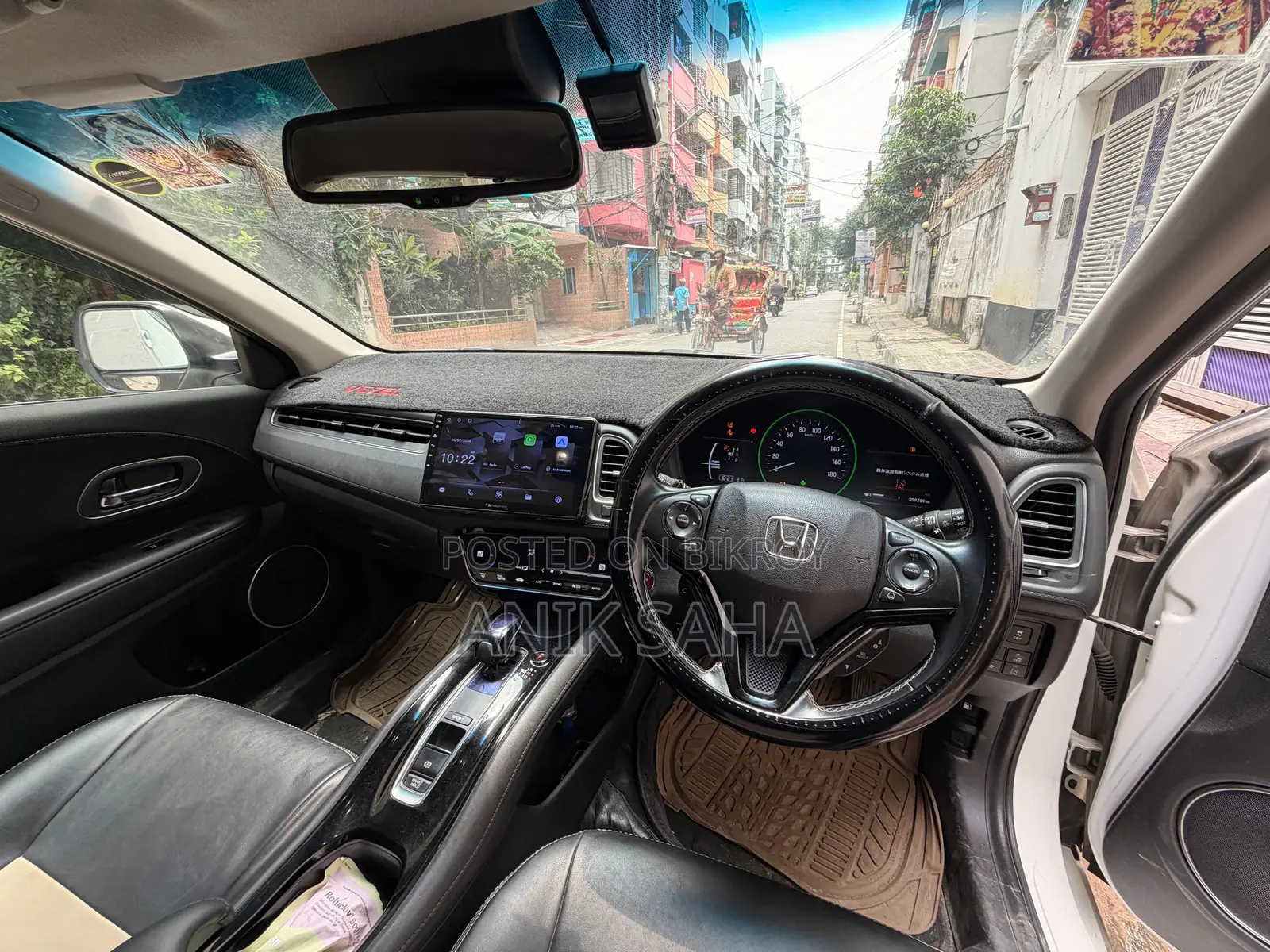 Honda Vezel 1.5 Hybrid 4WD 2016 Pearl