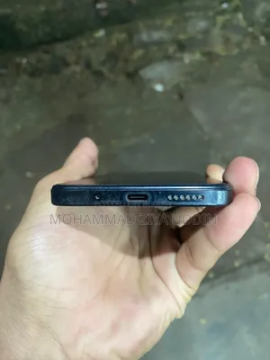 EL 128 GB Black