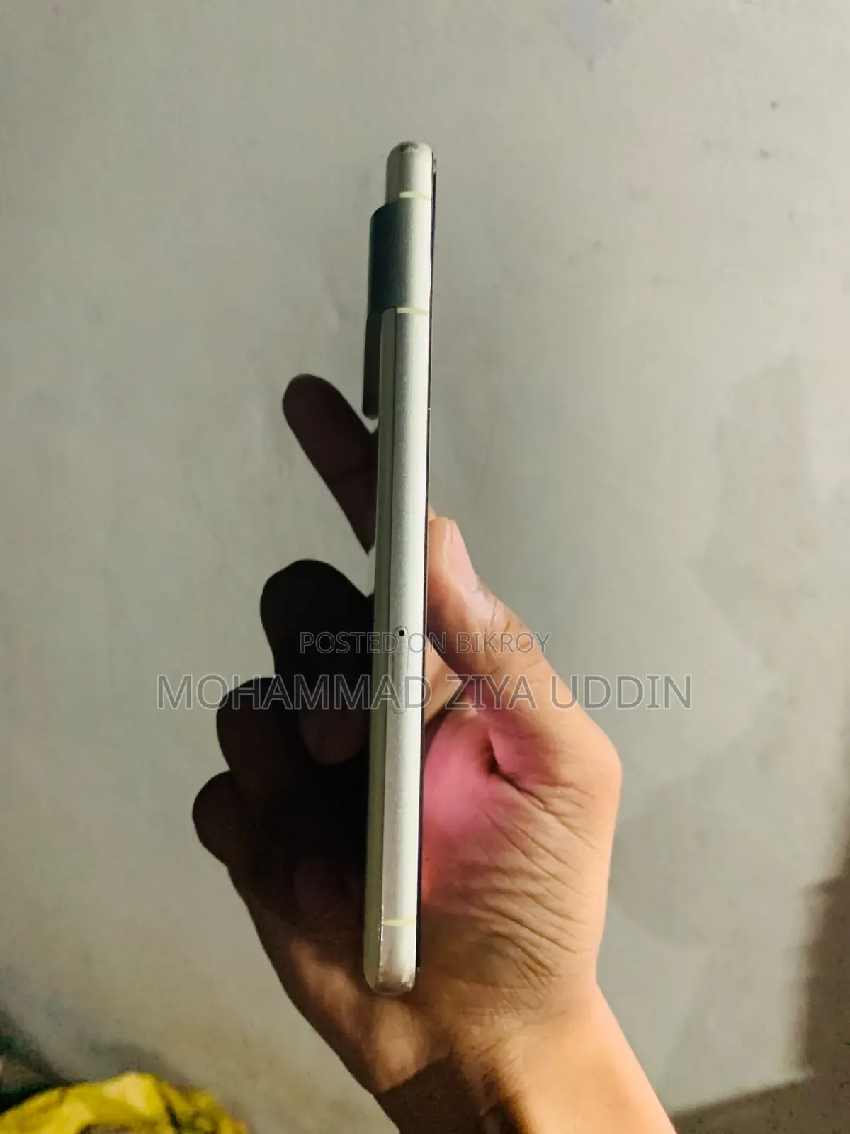 EL 128 GB Rose Gold