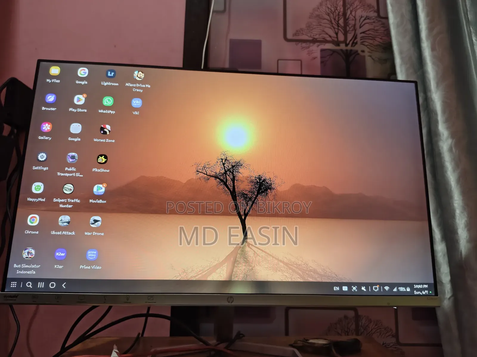 HP Monitors