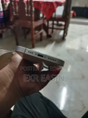 Apple iPhone 13 128 GB White