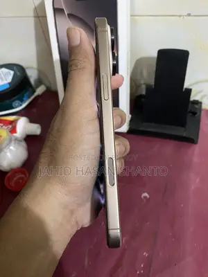New Apple iPhone 16 Pro Max 256 GB Gold