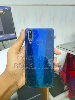 Vivo Y12 64 GB Blue