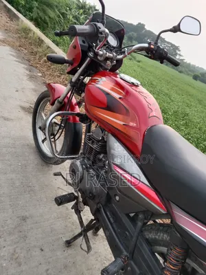 Bajaj Platina 100 2013 Red