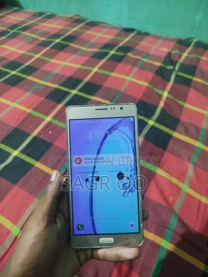Samsung Galaxy J7 Neo 16 GB Gold