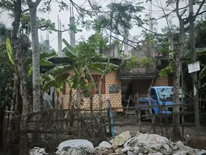 Furnished 4bdrm Block of Flats in Ek Tala Badi, Bagerhat for Sale
