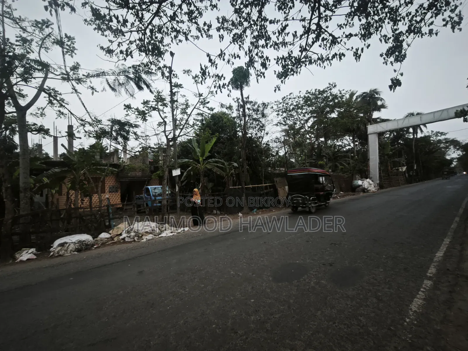 Furnished 4bdrm Block of Flats in Ek Tala Badi, Bagerhat for Sale