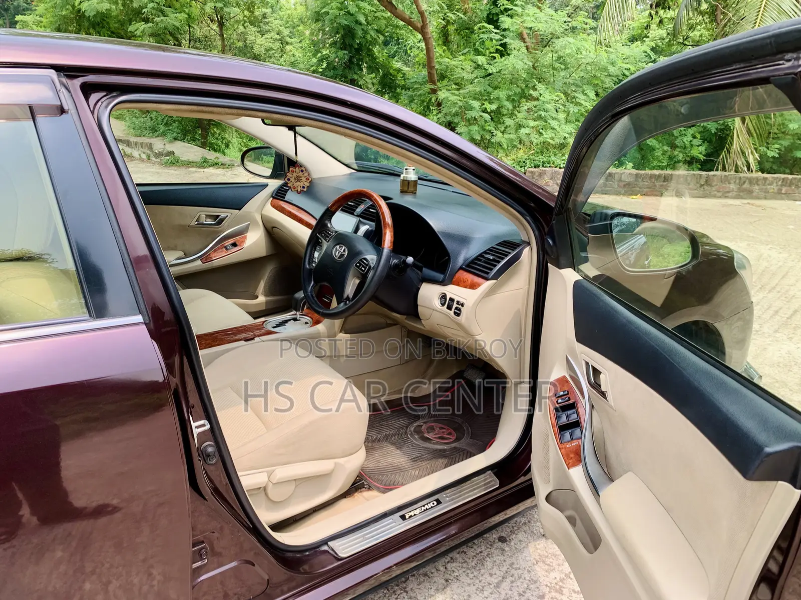 Toyota Premio 1.5 Front Wheel Drive 2014 Maroon