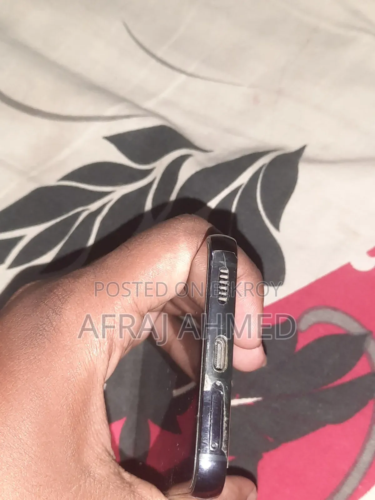 New Samsung Galaxy S22 5G 128 GB Black
