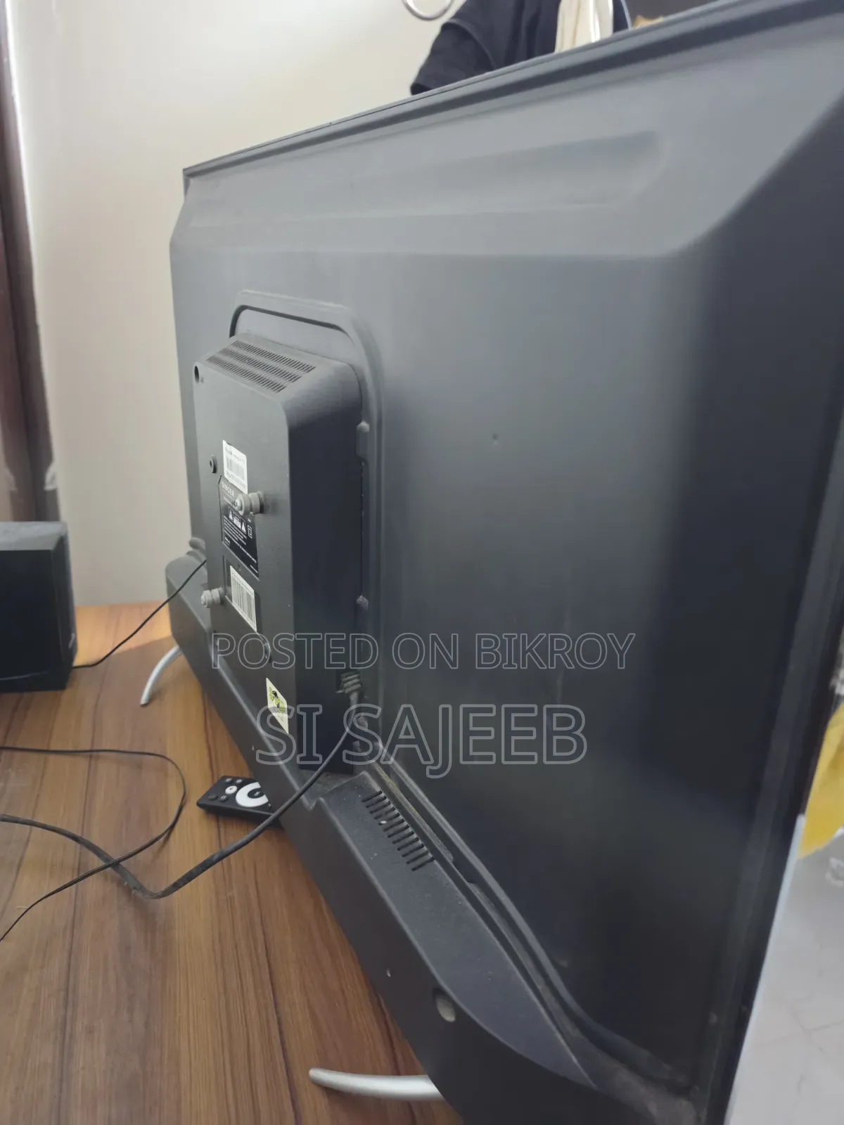 Singer Android Smart TV 32"