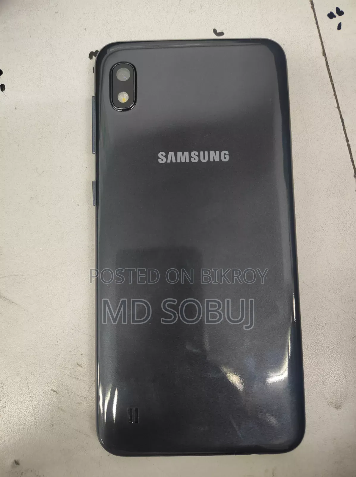 Samsung A10 32 GB Black