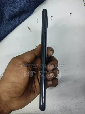 Samsung A10 32 GB Black