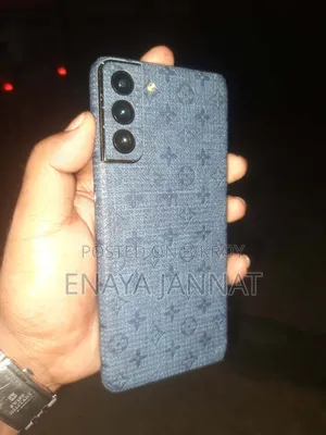 স্যামসাং গ্যালাক্সি এস২১+ ৫জি ২৫৬ জিবি কালো