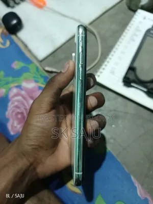 Apple iPhone X 64 GB White