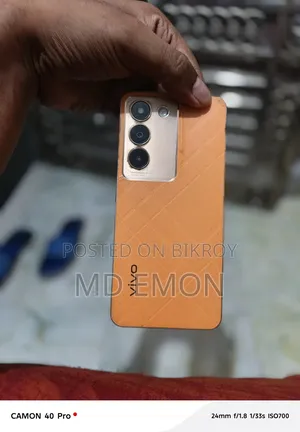 Vivo Y200e 128 GB Orange