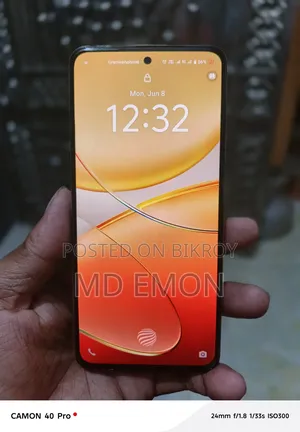 Vivo Y200e 128 GB Orange