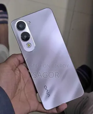 Vivo Y04 64 GB Gold