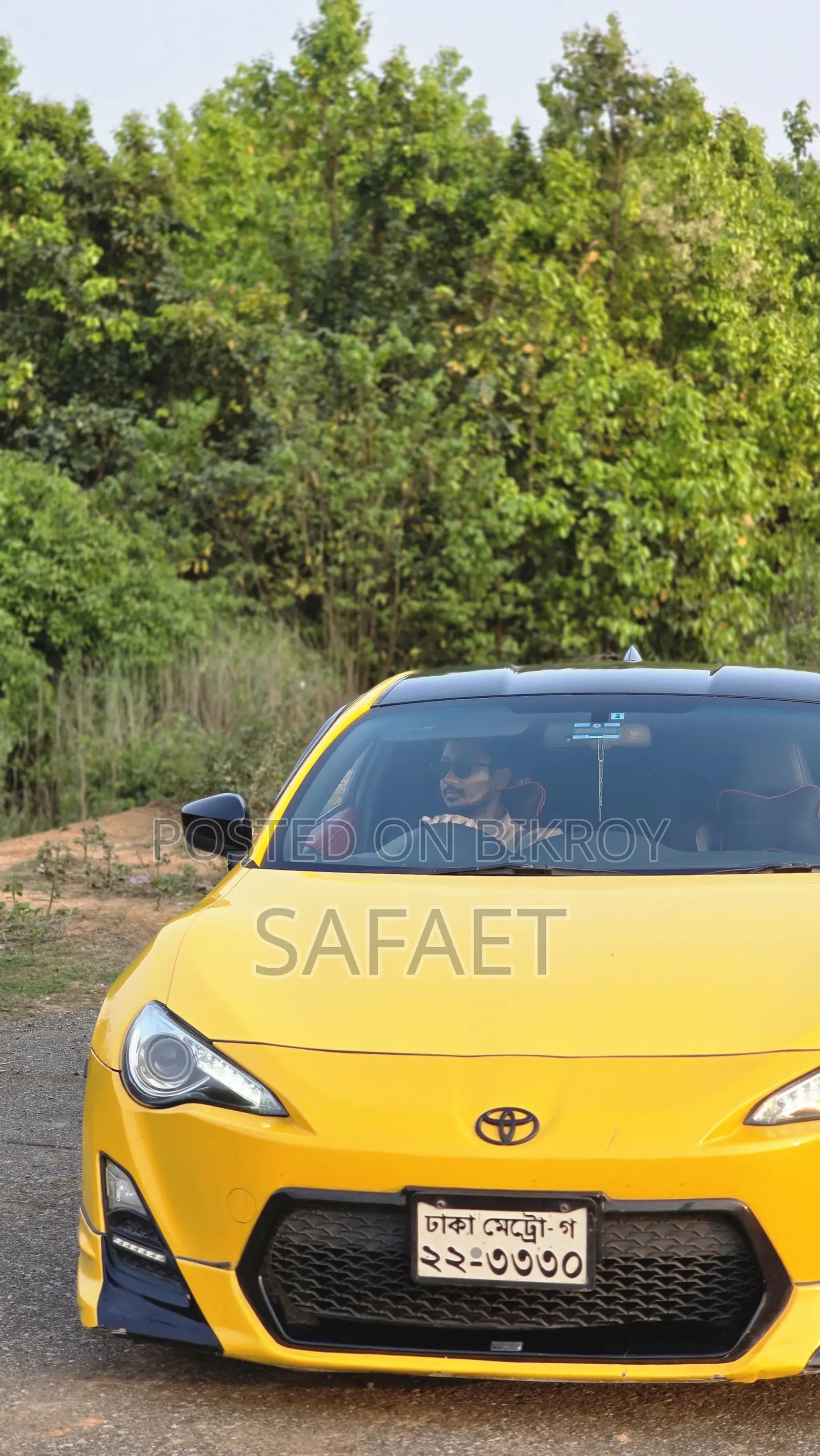Toyota GT86 GT 2012 Yellow